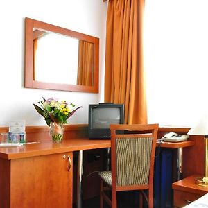 Olympik Congress Hotel